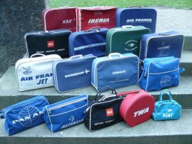Reisetaschen diverser Fluggesellschaften